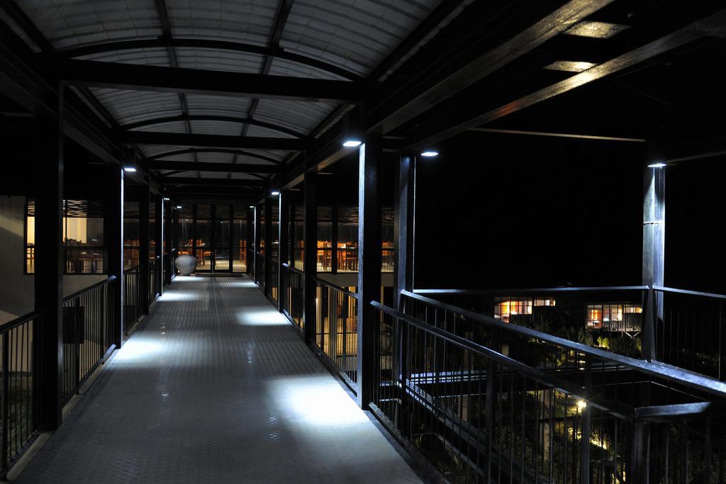 The Rainforest Ecolodge - Sinharaja With Shuttle Service From Car Park Deniyaya Extérieur photo